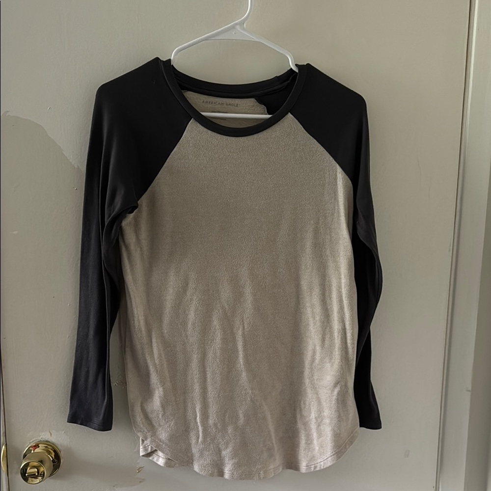 American Eagle Oversized Baseball Tee